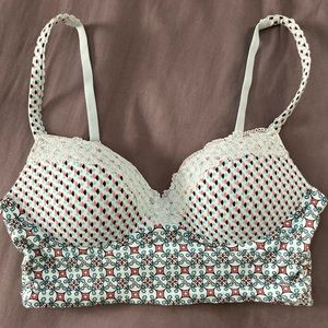 Victoria’s Secret padded no wire bra